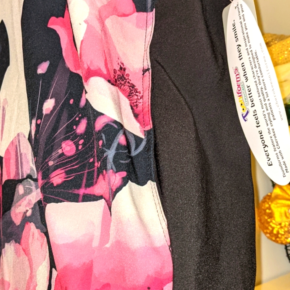 Disney Cherokee Snow White Scrub Top - Picture 9 of 13
